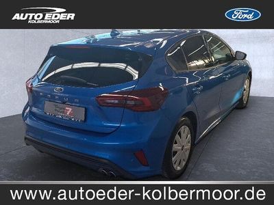 Dynamicblau (metallic) Gebraucht 2022 Ford Focus ST-Line X Limousine | 20.990 € (Etwas zu teuer)