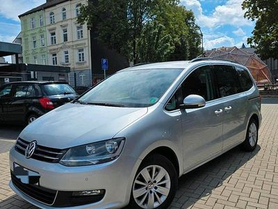 Gebraucht VW Sharan 140 PS (102 kW) 2013 Silber Van / Kleinbus
