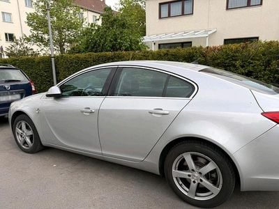 Gebraucht Opel Insignia 220 PS (161 kW) 2009 Silber Limousine