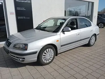 Gebraucht Hyundai Elantra GLS 105 PS (77 kW) 2004 Silber Limousine