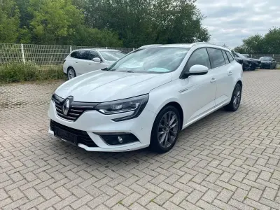 Gebraucht Renault Mégane IV Bose Edition 165 PS (121 kW) 2018 Weiß Limousine