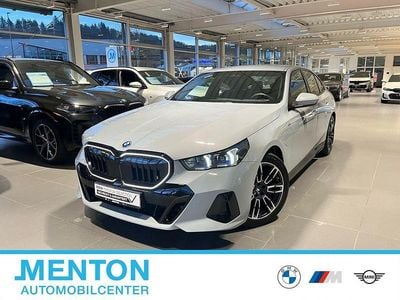 Gebraucht BMW 530e M Sport 299 PS (219 kW) 2025 Silber Limousine
