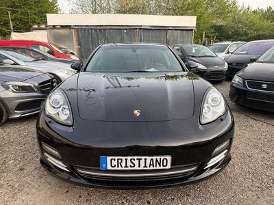 Second-hand Porsche Panamera Platinum Edition 250 CP (183 kW) 2013 Negru Hatchback
