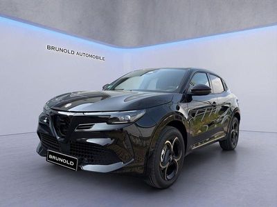 Neu Alfa Romeo GT Junior 145 PS (106 kW) 2026 Schwarz SUV