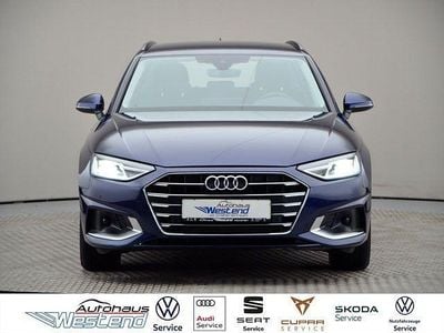 Używany Audi A4 Advanced Plus 204 KM (150 kW) 2022 Niebieski Kombi
