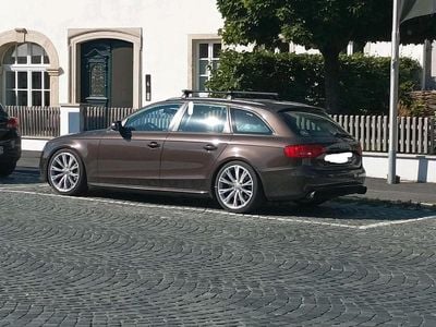 Używany Audi A4 180 KM (132 kW) 2010 Brązowy Kombi