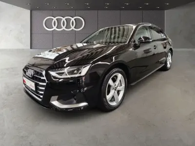 Używany Audi A4 Advanced Plus 204 KM (150 kW) 2023 Czarny Kombi