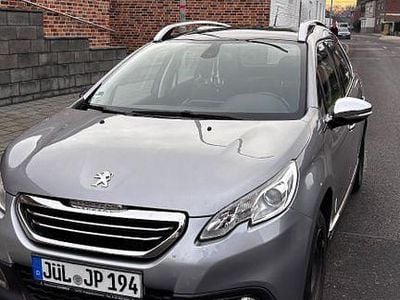 Gebraucht 2014 Peugeot 2008 Allure SUV | 6.000 € (Guter Preis)