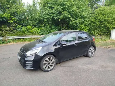 Gebraucht Kia Rio Spirit 109 PS (80 kW) 2019 Schwarz Kleinwagen