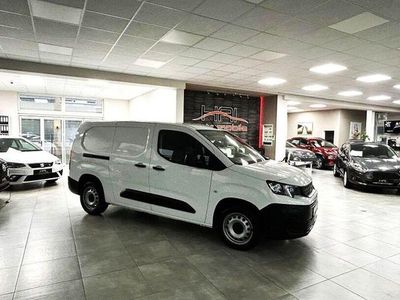 Usata Peugeot Partner Premium 131 CV (96 kW) 2021 Bianco Monovolume