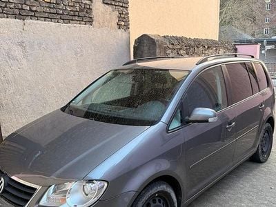 Gebraucht VW Touran 140 PS (102 kW) 2008 Silber Van / Kleinbus