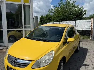 Gebraucht Opel Corsa 80 PS (58 kW) 2008 Gelb Kleinwagen