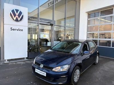 Blau Gebraucht 2015 VW Golf VII Kleinwagen | 6.600 € (Fairer Preis)