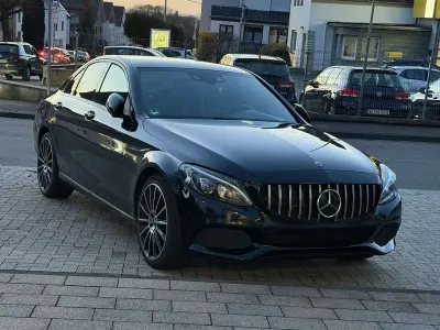 Gebraucht Mercedes C200 Avantgarde 184 PS (135 kW) 2016 Limousine