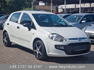 Weiß Gebraucht 2011 Fiat Punto Evo Active Kleinwagen | 2.850 € (Guter Preis)