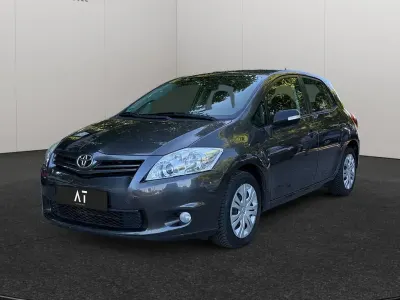 Gebraucht Toyota Auris Life+ 132 PS (97 kW) 2011 Grau Kleinwagen