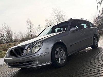 Gebraucht Mercedes E270 Avantgarde 177 PS (130 kW) 2004 Silber Kombi