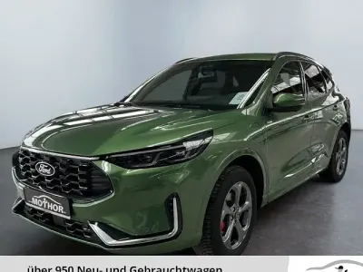 Neu Ford Kuga ST-Line X 243 PS (178 kW) 2026 Grün SUV