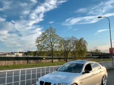 Käytetty BMW 330