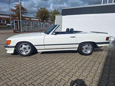 Gebraucht Mercedes SL500 231 PS (169 kW) 1982 Weiß Cabrio