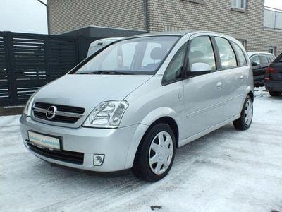 Silber Gebraucht 2004 Opel Meriva Enjoy Van / Kleinbus | 790 € (Guter Preis)