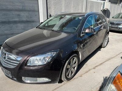 Gebraucht Opel Insignia Sport 131 PS (96 kW) 2011 Braun Kombi