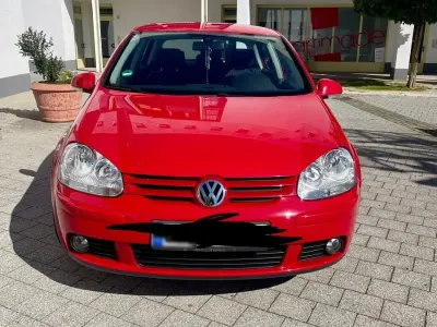 Gebraucht VW Golf IV 131 PS (96 kW) 2006 Rot Limousine