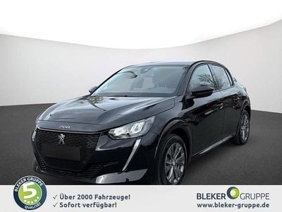 Gebraucht Peugeot 208 Allure 100 kW (136 PS) 2023 Lackierung schwarz perla nera/typ aussenverkleidung metalliclackierung Kleinwagen