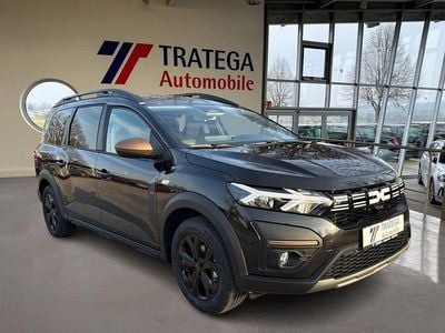Perlmuttschwarz Gebraucht 2025 Dacia Jogger Extreme Van / Kleinbus | 25.490 € (Fairer Preis)