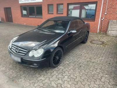 Gebraucht Mercedes CLK320 224 PS (164 kW) 2006 Schwarz Cabrio