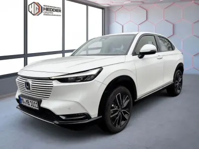Gebraucht Honda HR-V Hybrid 107 PS (78 kW) 2023 Platinum white p (metallic) SUV