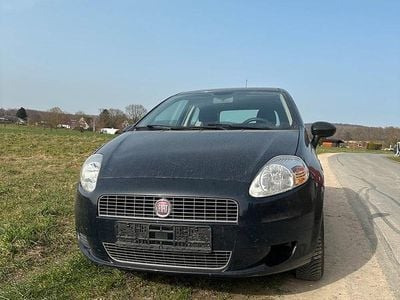 Gebraucht Fiat Grande Punto 65 PS (47 kW) 2009 Kleinwagen