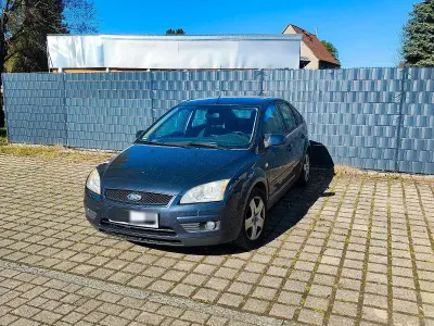 Second-hand Ford Focus 100 CP (73 kW) 2007 Negru Break