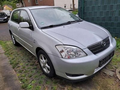 Usata Toyota Corolla 110 CV (80 kW) 2004 Grigio Berlina