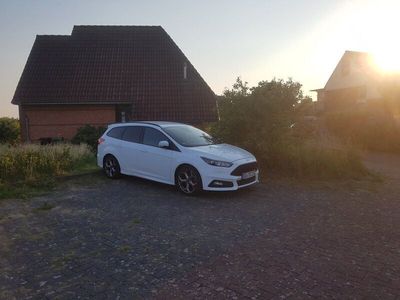 gebraucht Ford Focus ST 2.0