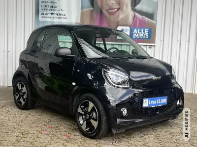 Gebraucht Smart ForTwo Electric Drive Exclusive 60 kW (82 PS) 2024 Schwarz