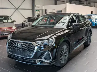 Gebraucht Audi Q3 Sportback S-Line 150 PS (110 kW) 2023 Schwarz SUV