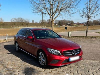 Gebraucht Mercedes C300 Avantgarde 258 PS (189 kW) 2018 Rot Kombi
