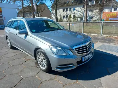 Gebraucht Mercedes E220 Elegance 170 PS (125 kW) 2010 Limousine