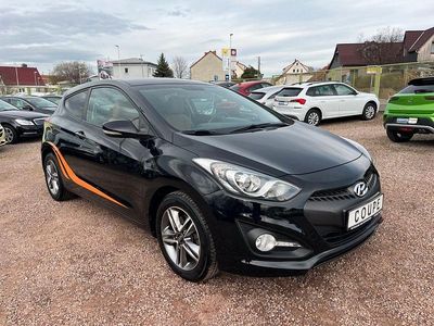 Gebraucht Hyundai i30 99 PS (72 kW) 2014 Schwarz Coupé