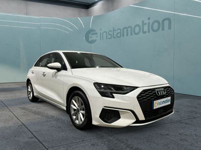 Weiß Gebraucht 2021 Audi A3 Sportback Sport Kleinwagen | 25.100 € (Fairer Preis)