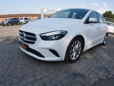 Mercedes B200