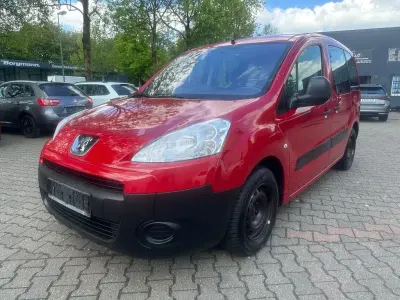 Occasion Peugeot Partner 90 PK (66 kW) 2010 Rood MPV