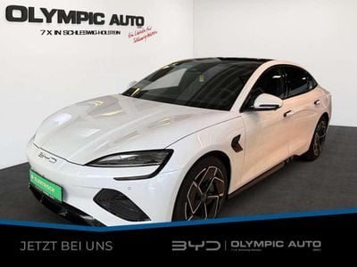 Neu BYD Seal Design 230 kW (313 PS) 2025 Polar white Limousine