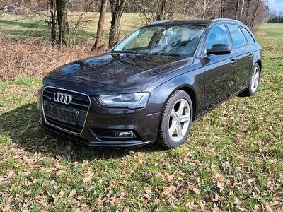 Gebraucht Audi A4 177 PS (130 kW) 2012 Grau Kombi
