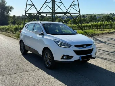 Gebraucht Hyundai ix35 Trend 166 PS (122 kW) 2015 Weiß SUV