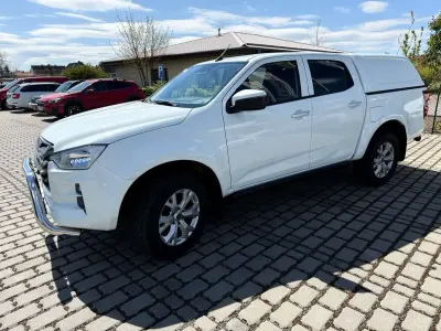 Gebraucht Isuzu D-Max 163 PS (119 kW) 2023 Splash white (527) Pickup