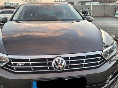 Gebraucht VW Passat Highline 190 PS (139 kW) 2015 Braun Kombi