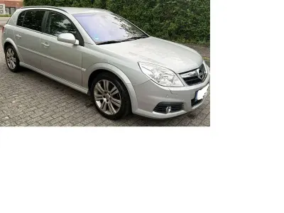 Gebraucht Opel Signum Edition 150 PS (110 kW) 2007 Kleinwagen