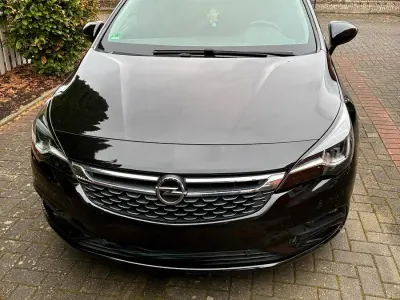 Gebraucht Opel Astra 137 PS (100 kW) 2019 Schwarz Kombi